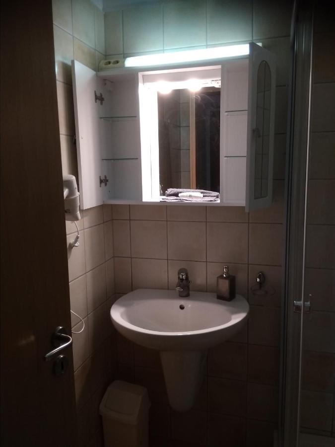זלקרוס Karospool Apartman מראה חיצוני תמונה